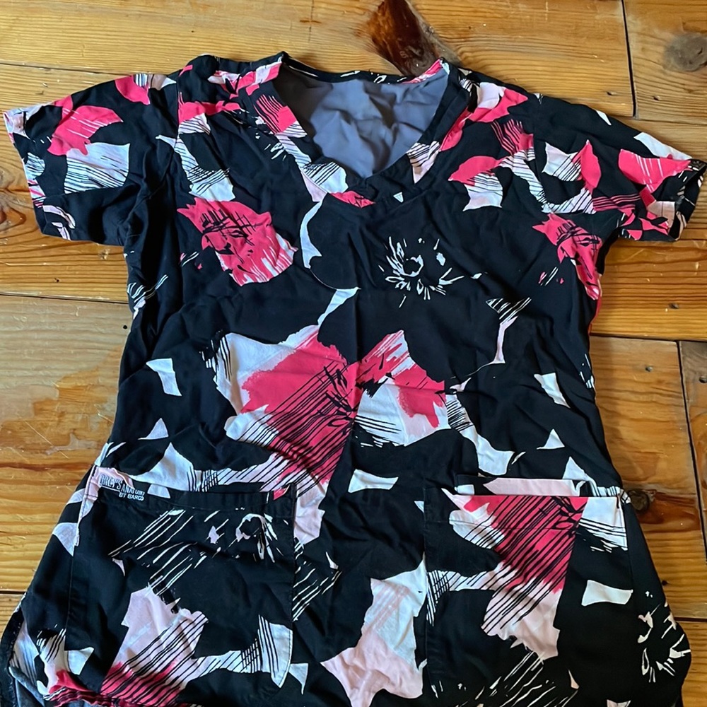 Grey’s Anatomy Size XS Scrub Top